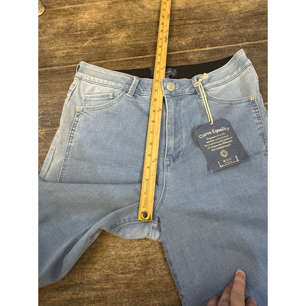 Democracy brand "Curve Equality" jeans in a light wash blue Wide Leg Size 14 - Picture 10 of 12